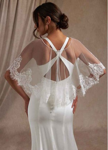 Syekd Delight Lace Tulle Wrap