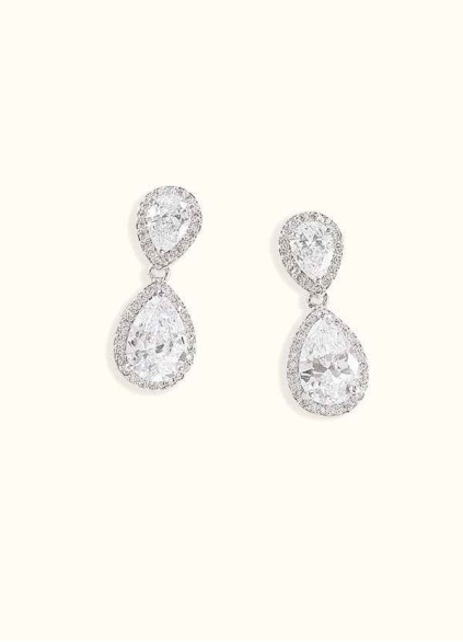 Stunning Silver Teardrop Earrings Stunning Silver Teardrop Earrings