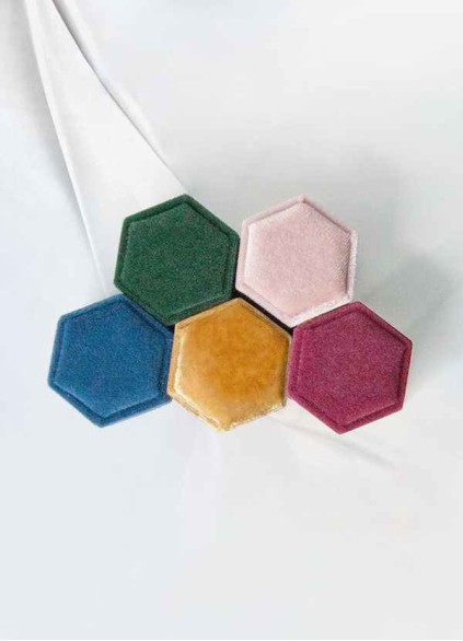 Soft Velvet Ring Box Soft Velvet Ring Box