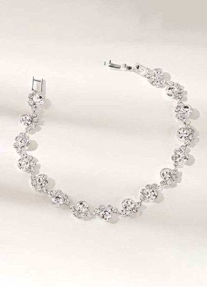 Elegant and Exquisite Crystal Jewelry Set Elegant and Exquisite Crystal Jewelry Set