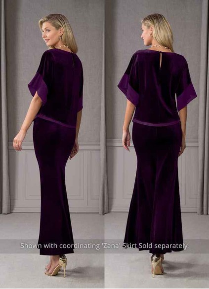 Syekd Fianna Velvet Blouse
( Final Sale ) Syekd Fianna Velvet Blouse
( Final Sale )