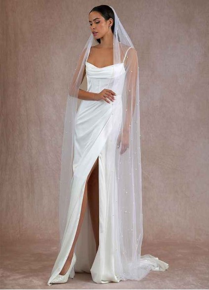 Reyna Veil Reyna Veil