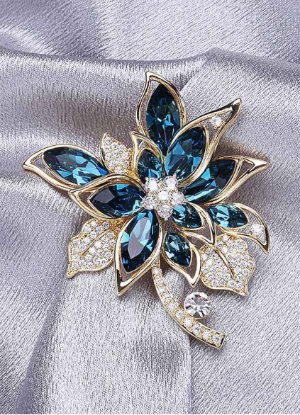 Winter Brooch Winter Brooch