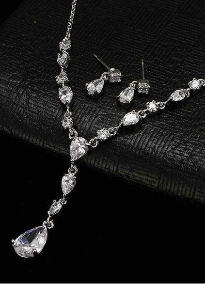 Gentle Love Jewelry Set Gentle Love Jewelry Set