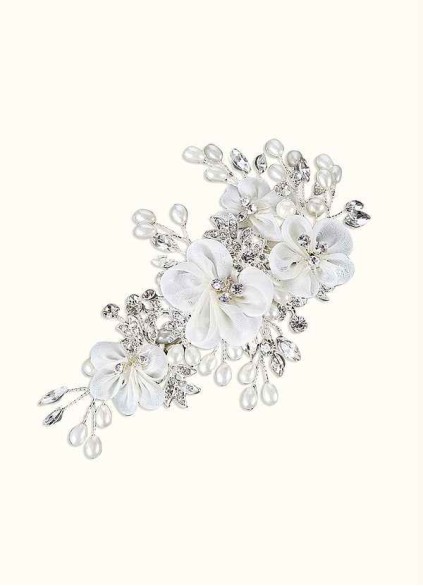 White Floral And Pearl Hairpins White Floral And Pearl Hairpins